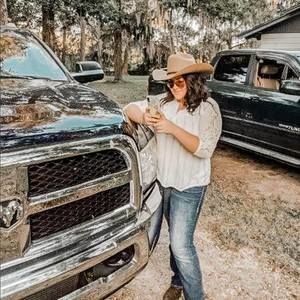 Meet your Posher, Esme